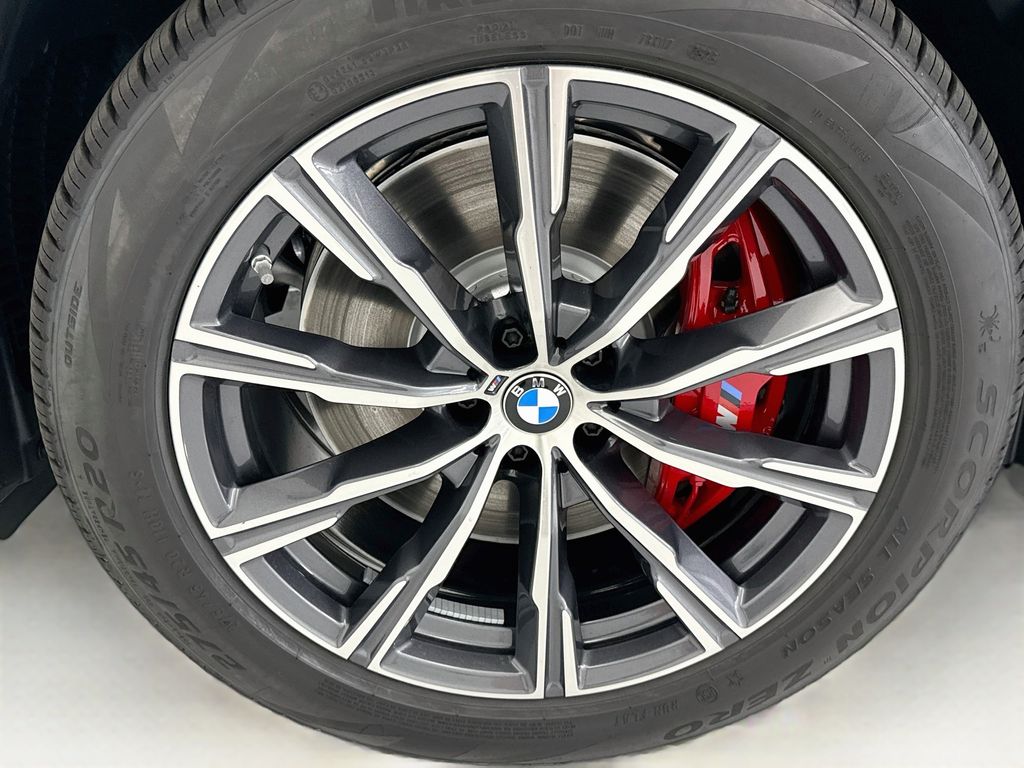 Thumbnail: 2026 BMW X5 - 29