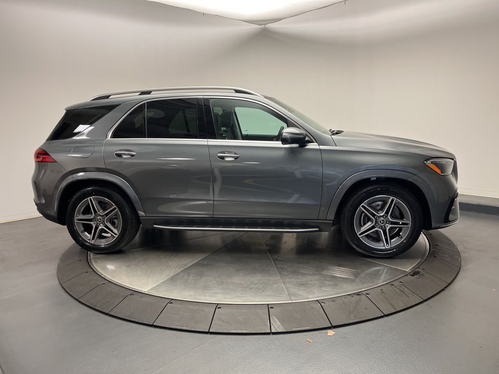 Thumbnail: 2026 Mercedes-Benz GLE - 8