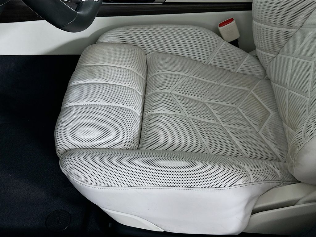 Thumbnail: 2023 BMW 7 Series - 20