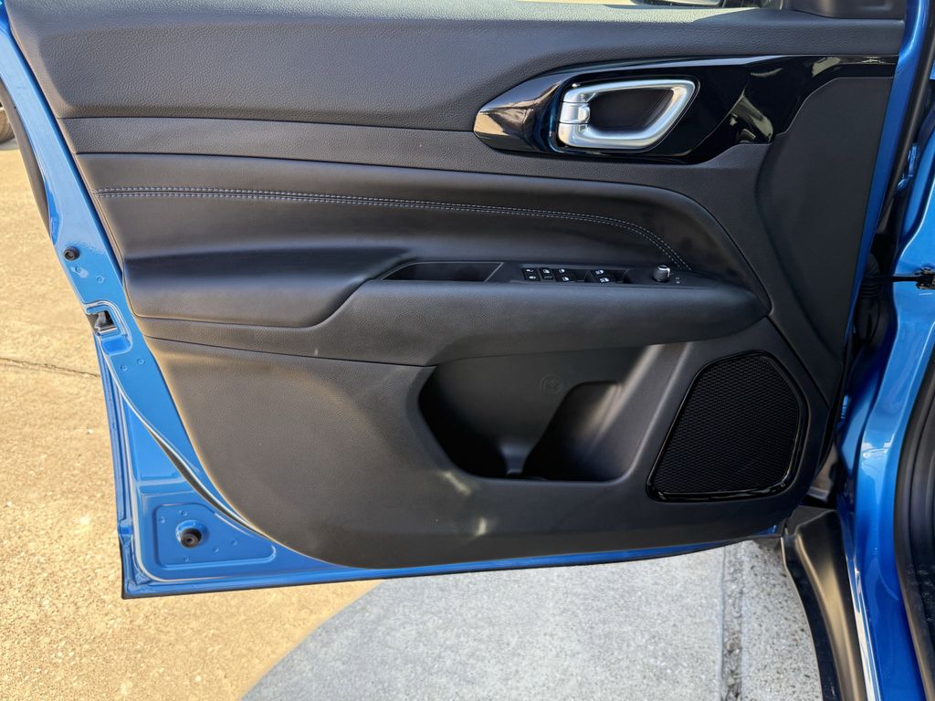 2025 Jeep Compass Latitude Blue at Texan Dodge Chrysler Jeep Ram