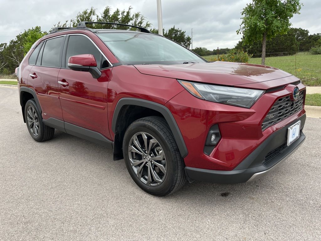 2023 Toyota RAV4 Limited 3