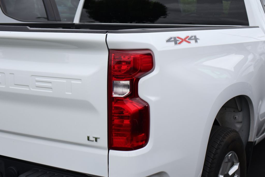 2023 Chevrolet Silverado 1500 LT 8