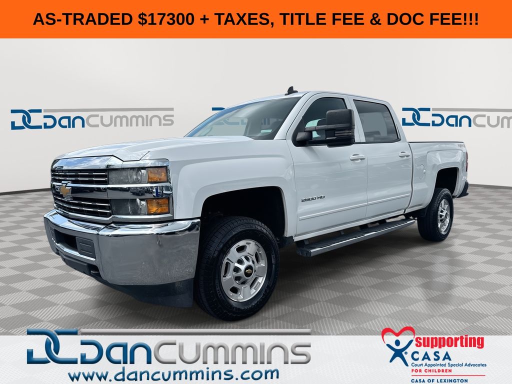 Summit White 2015 Chevrolet Silverado 2500HD Pickup Truck Four-Wheel Drive 6-Speed Automatic Overdrive