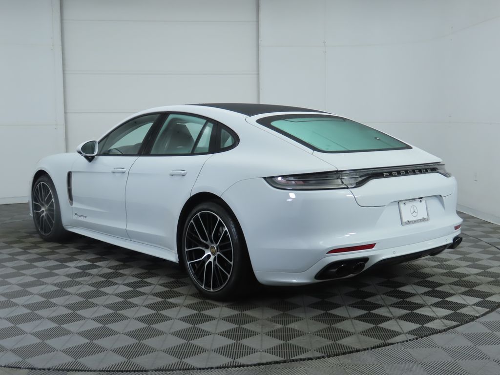 Thumbnail: 2022 Porsche Panamera - 7