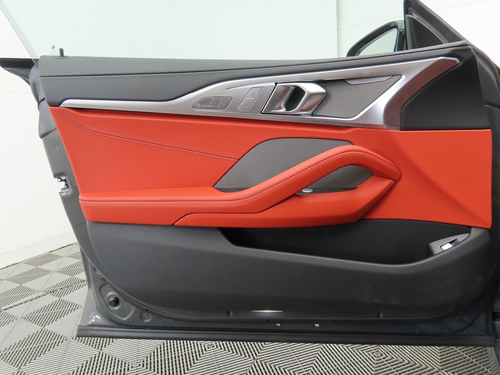 2025 BMW 8 Series  24