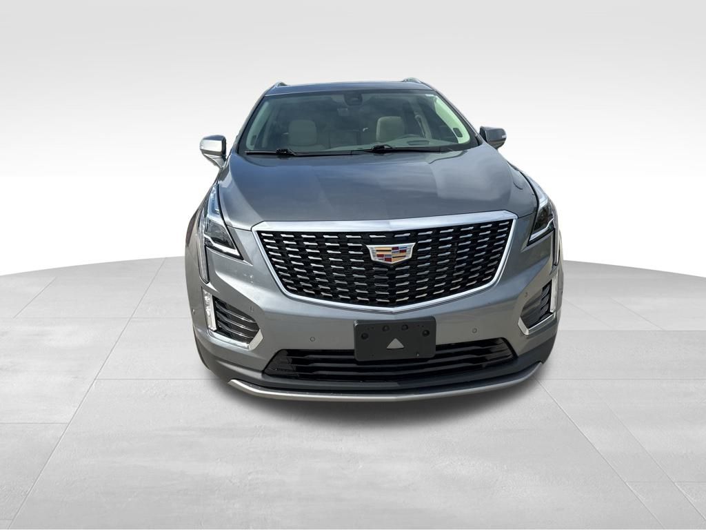 2021 Cadillac XT5 Premium Luxury 2