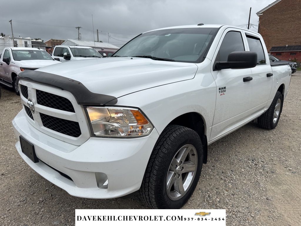 2016 RAM 1500 Express Crew Cab 4WD