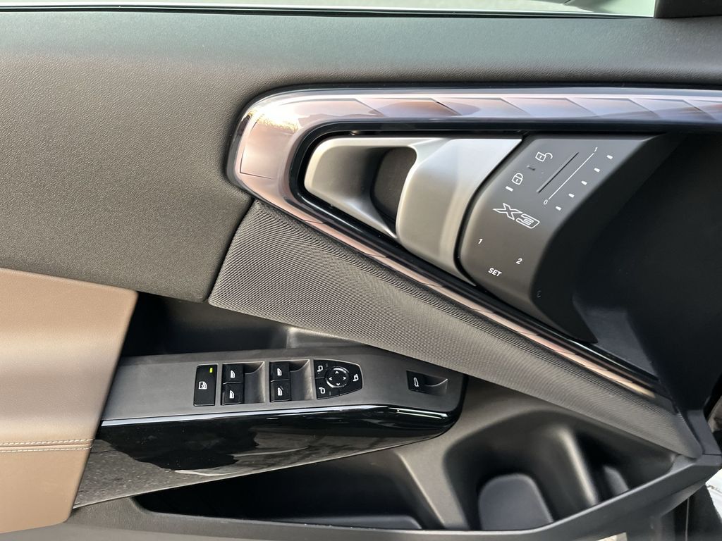 Thumbnail: 2026 BMW X3 - 13