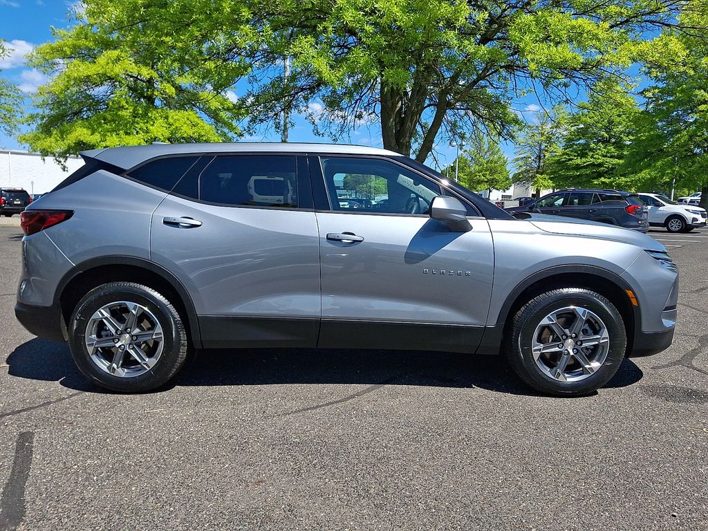 used 2025 Chevrolet Blazer car, priced at $29,005