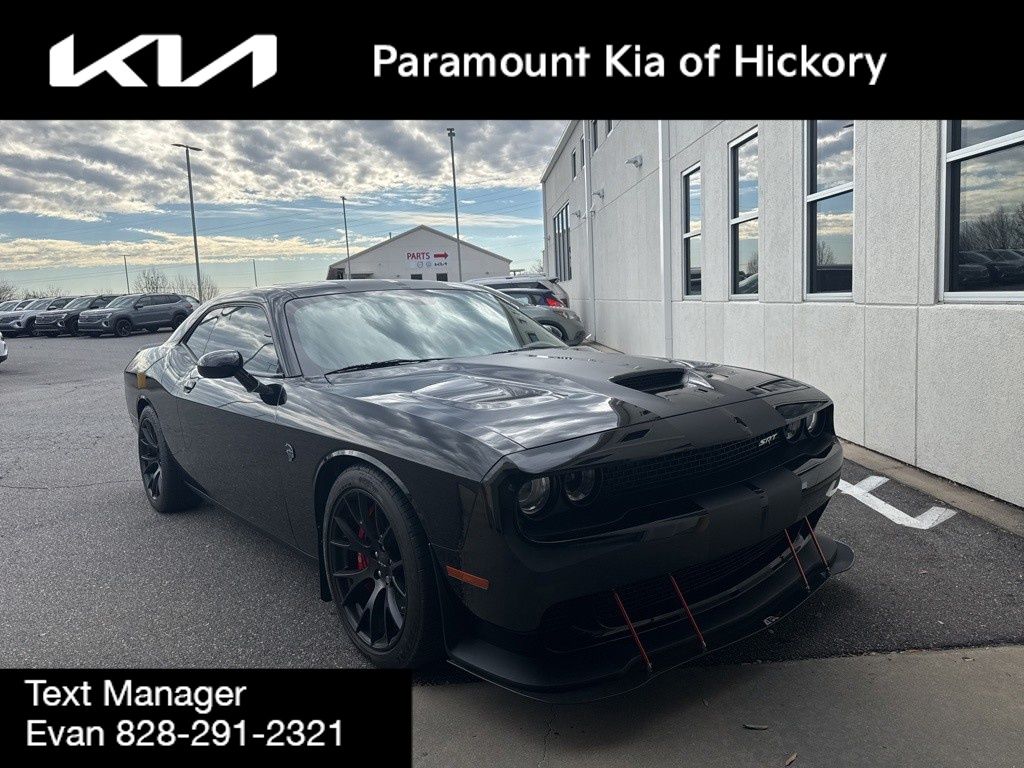 2016 Dodge Challenger SRT Hellcat RWD