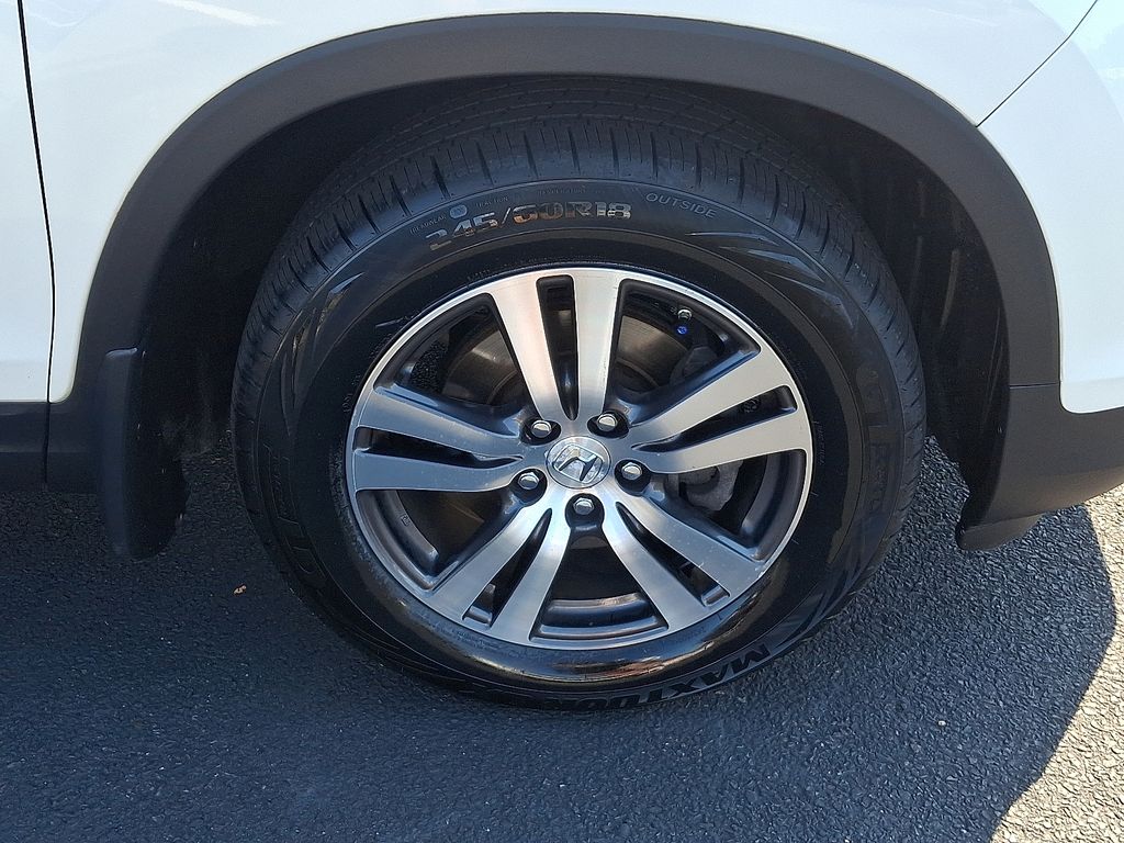 Thumbnail: 2018 Honda Pilot - 8