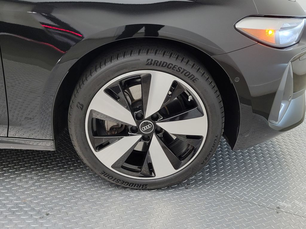 Thumbnail: 2025 Audi A5 - 11