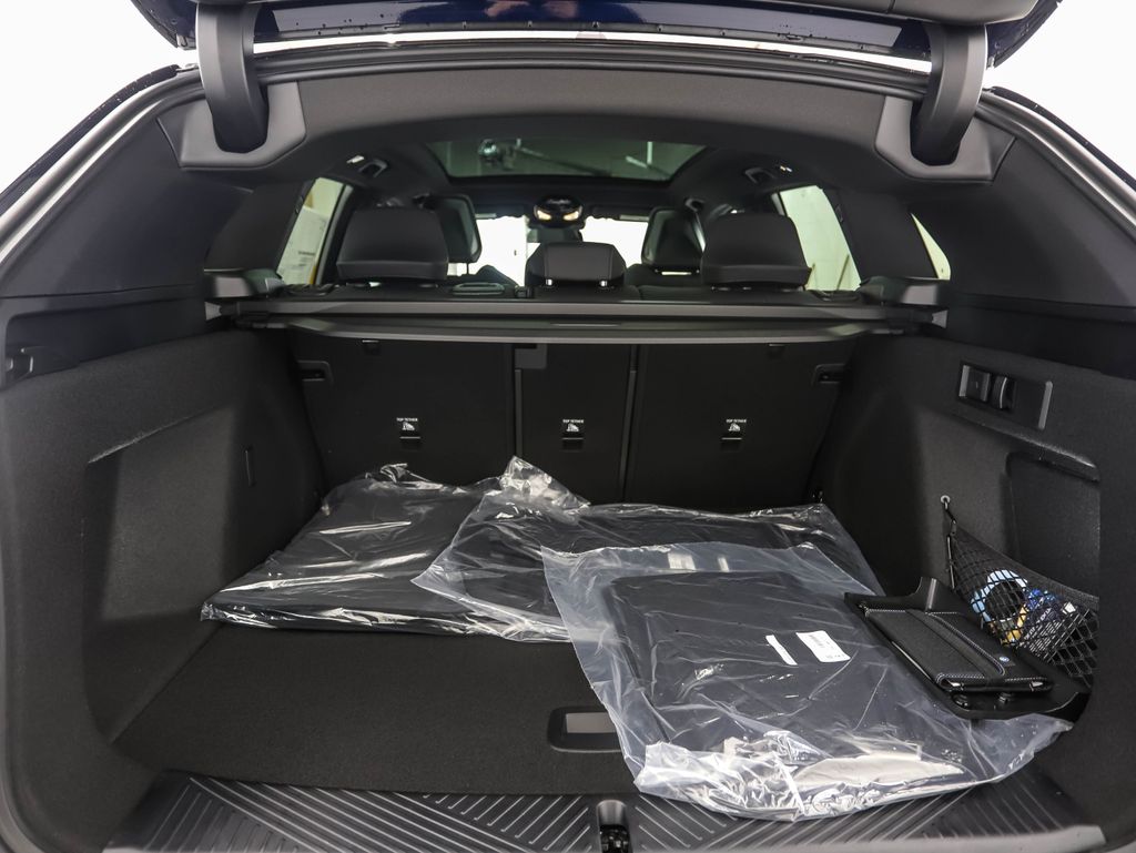 Thumbnail: 2026 BMW X3 - 24