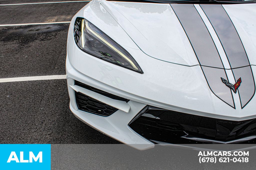 Used 2024 White Chevrolet Stingray image 12