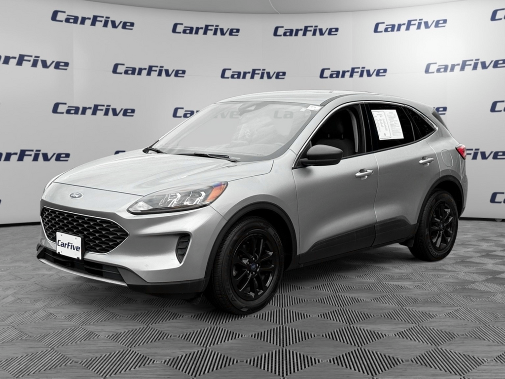 Silver Metallic 2022 Ford Escape SUV / Crossover Front-Wheel Drive 8-Speed Automatic