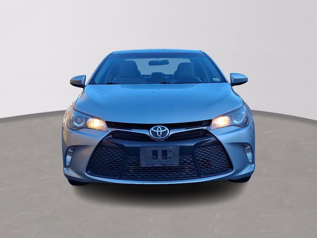 2017 Toyota Camry LE 2