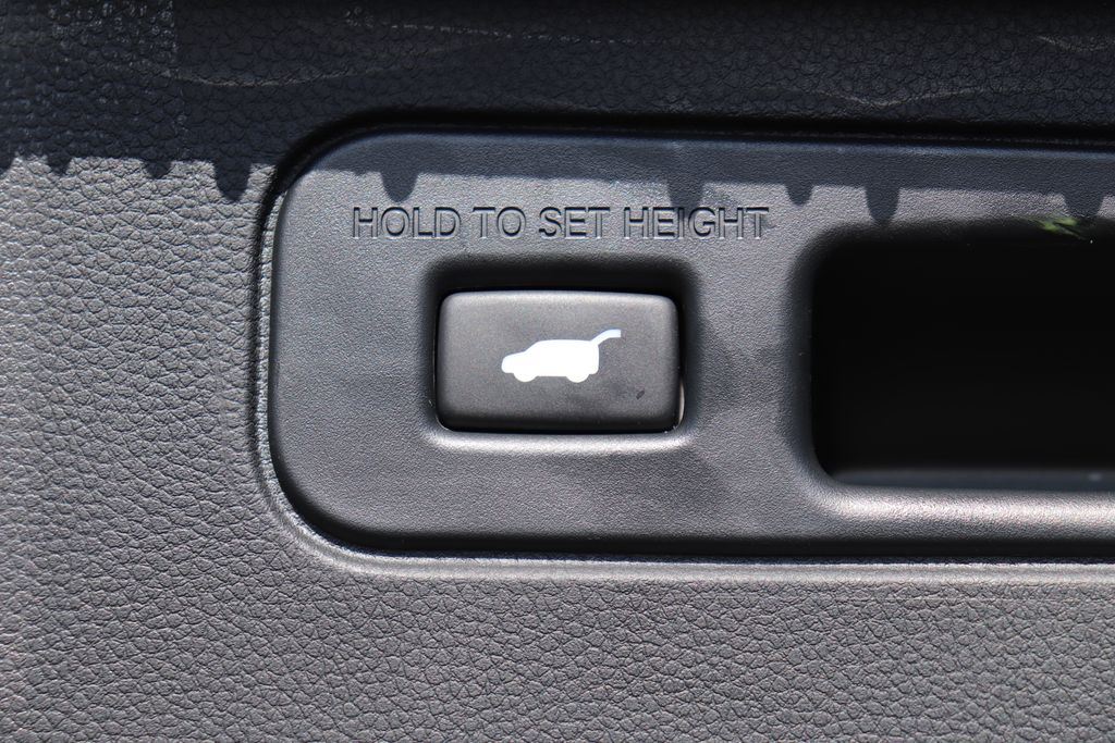 Thumbnail: 2025 Honda Pilot - 15