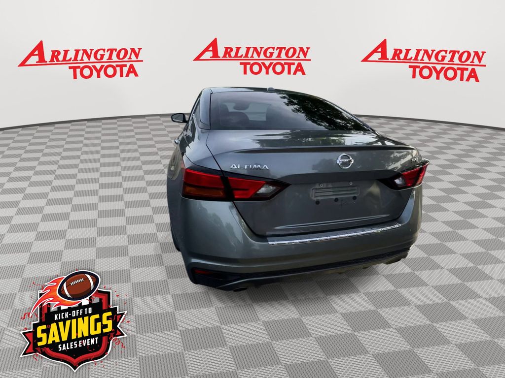 Used 2021 Nissan Altima Sedan