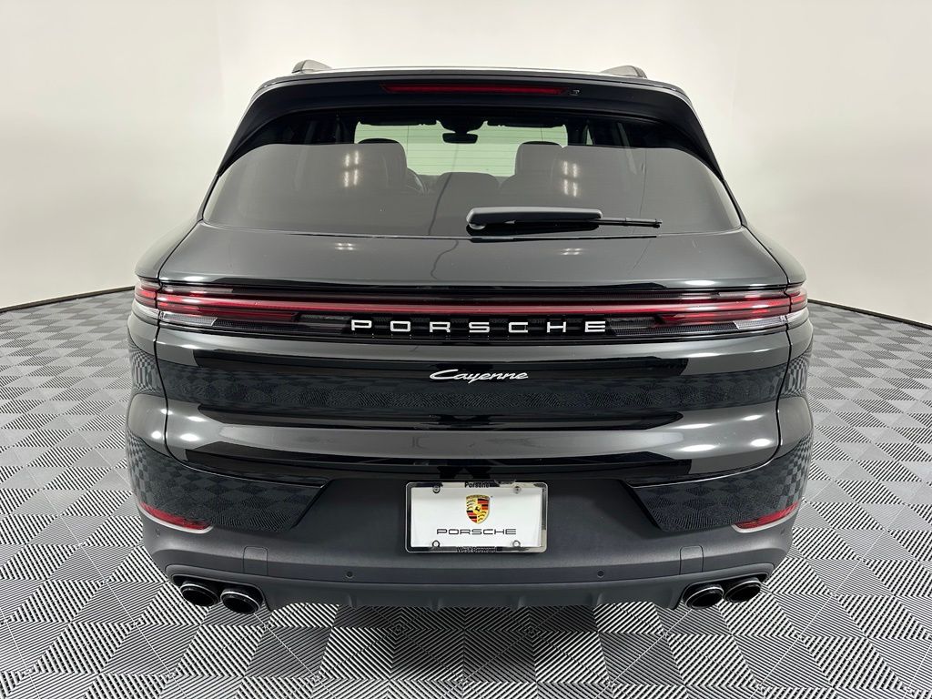 Thumbnail: 2024 Porsche Cayenne - 13
