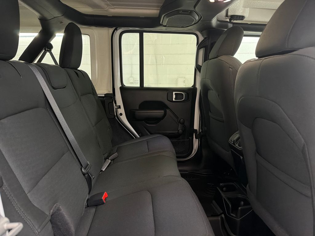 Certified Used 2021 White Jeep Unlimited Willys image 29