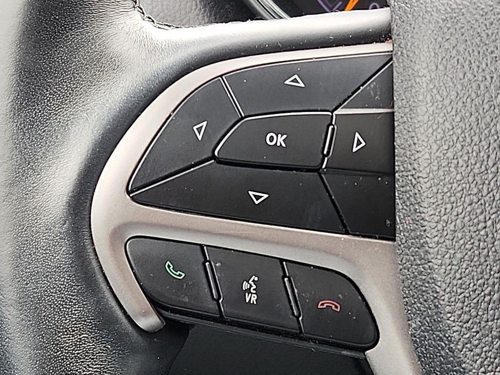 Thumbnail: 2018 Jeep Grand Cherokee - 23