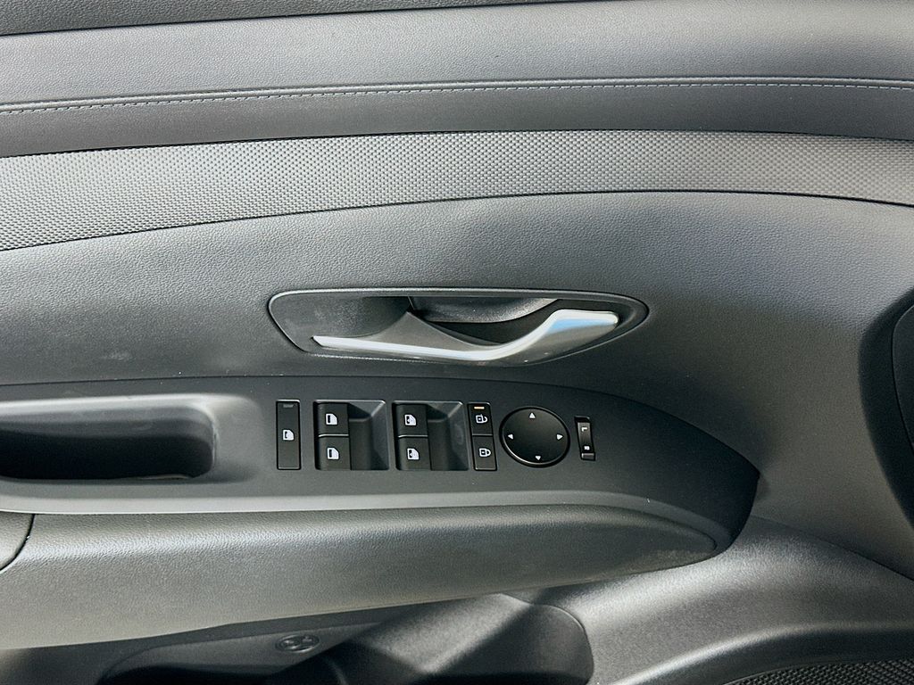 Thumbnail: 2025 Hyundai Tucson - 19