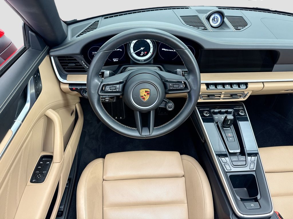 Thumbnail: 2022 Porsche 911 - 18