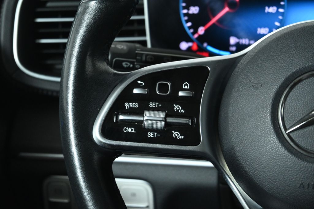 Thumbnail: 2021 Mercedes-Benz GLS - 18