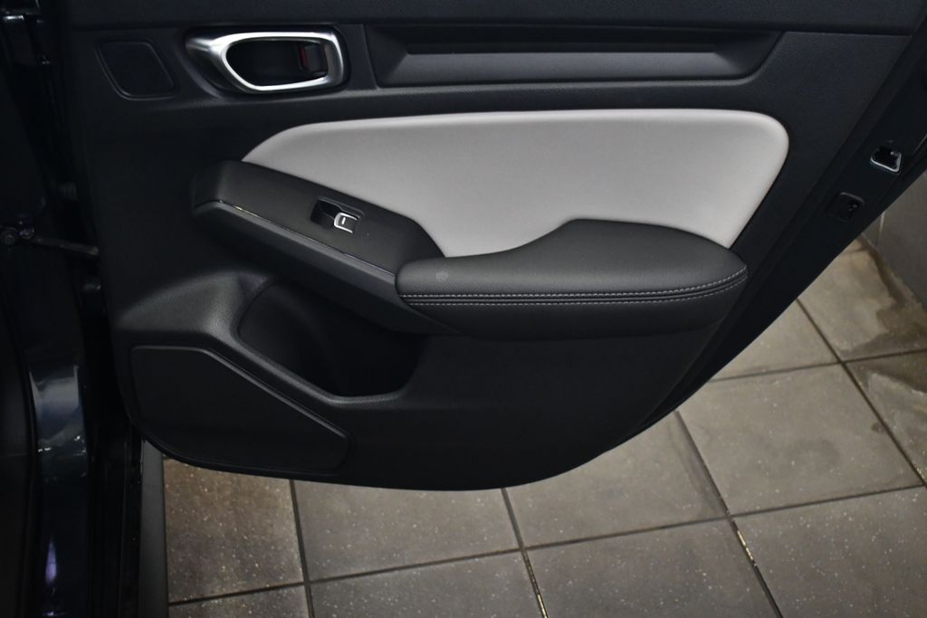 Thumbnail: 2023 Honda Civic - 29