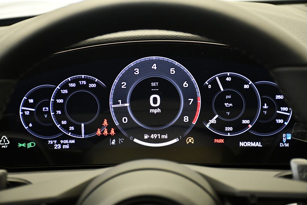 Thumbnail: 2026 Porsche Panamera - 26