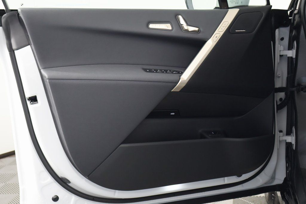 Thumbnail: 2026 BMW iX - 7