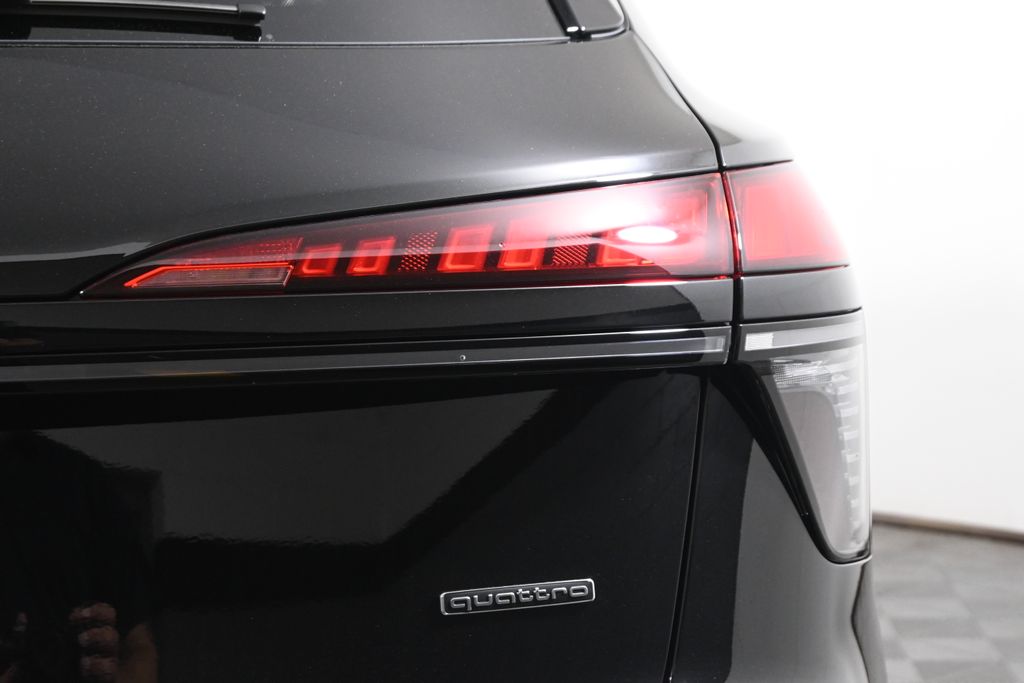 Thumbnail: 2026 Audi Q3 - 13