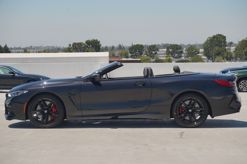 Thumbnail: 2025 BMW M8 - 6
