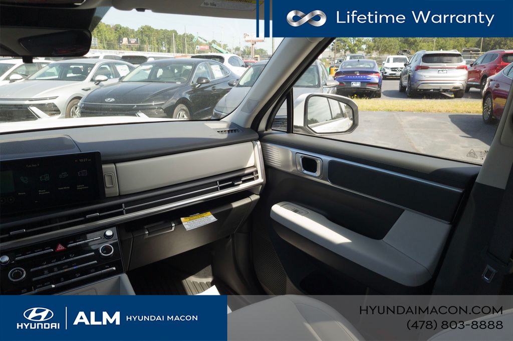 New 2026 White HYUNDAI SE image 20
