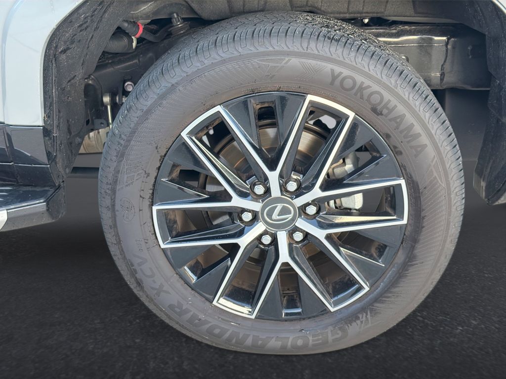 Thumbnail: 2026 Lexus GX - 31