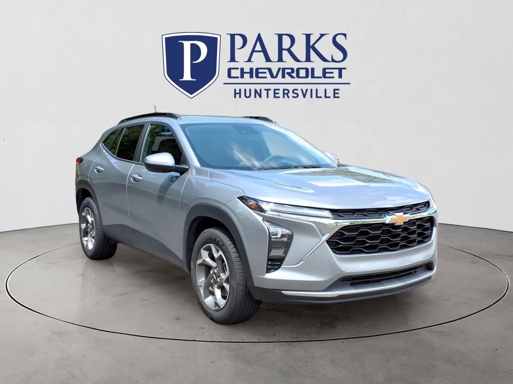 Sterling Gray Metallic 2025 Chevrolet Trax SUV / Crossover Front-Wheel Drive 6-Speed Automatic