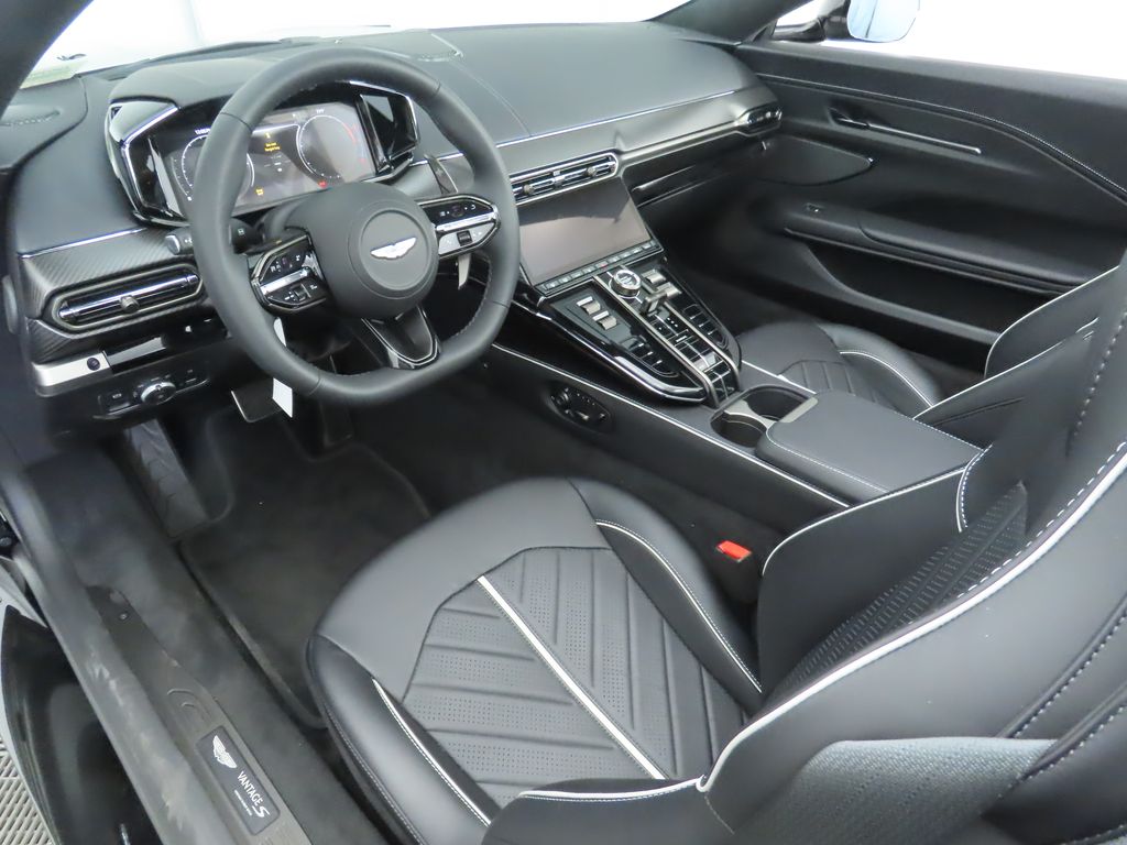 Thumbnail: 2026 Aston Martin Vantage - 17