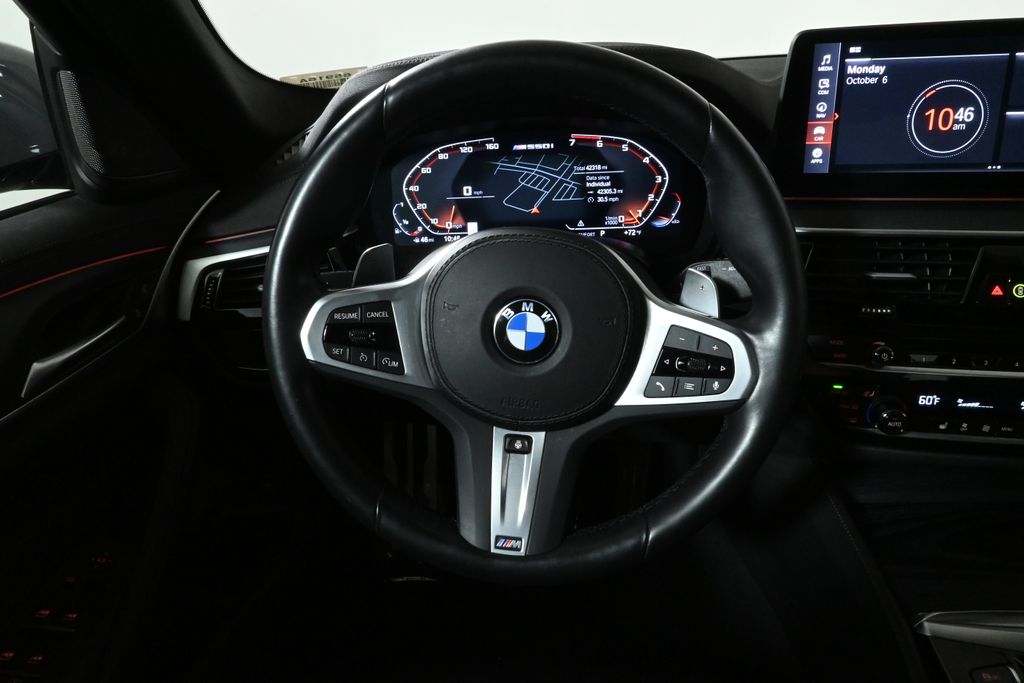 Thumbnail: 2023 BMW 5 Series - 18