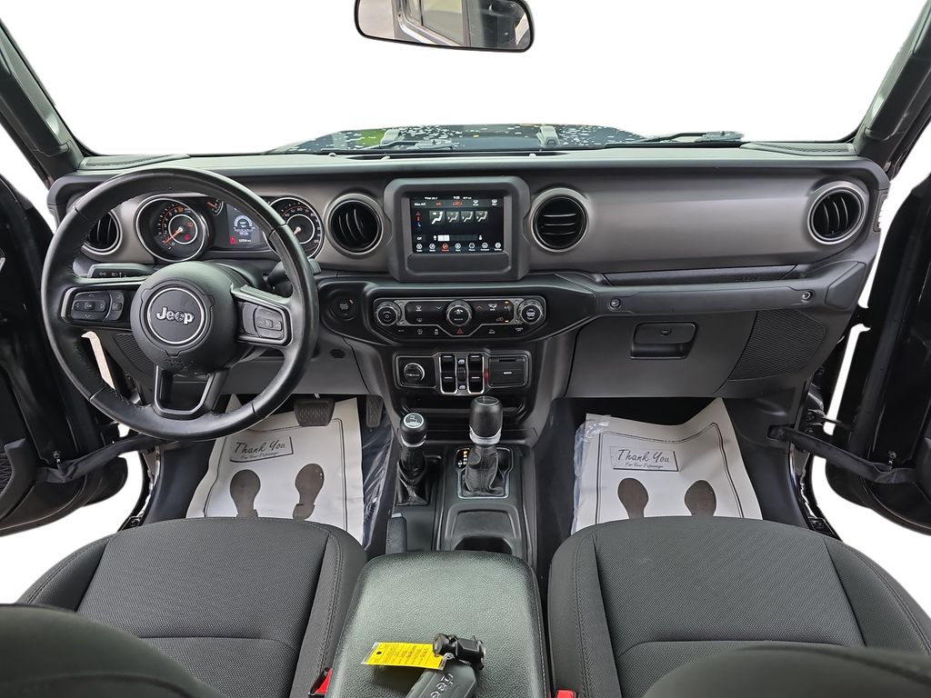 2022 Black Clearcoat Jeep Gladiator Willys 4X4 Truck