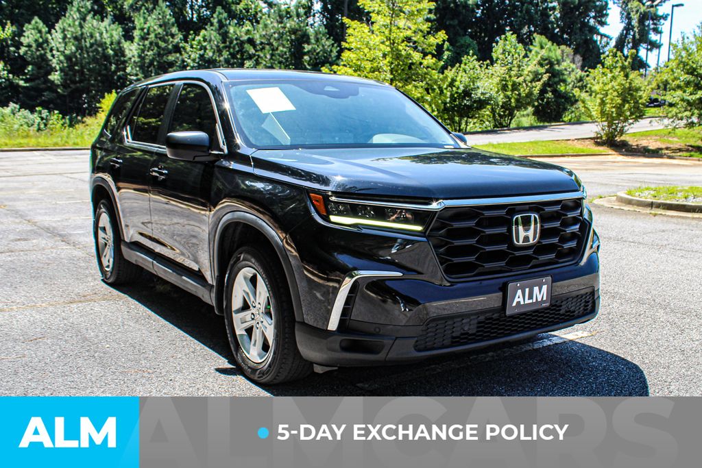 Used 2024 Black Honda LX image 3