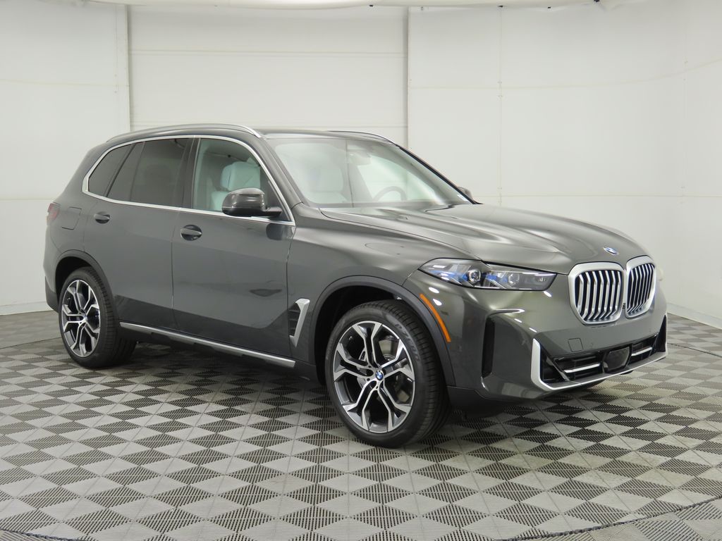 Thumbnail: 2026 BMW X5 - 3