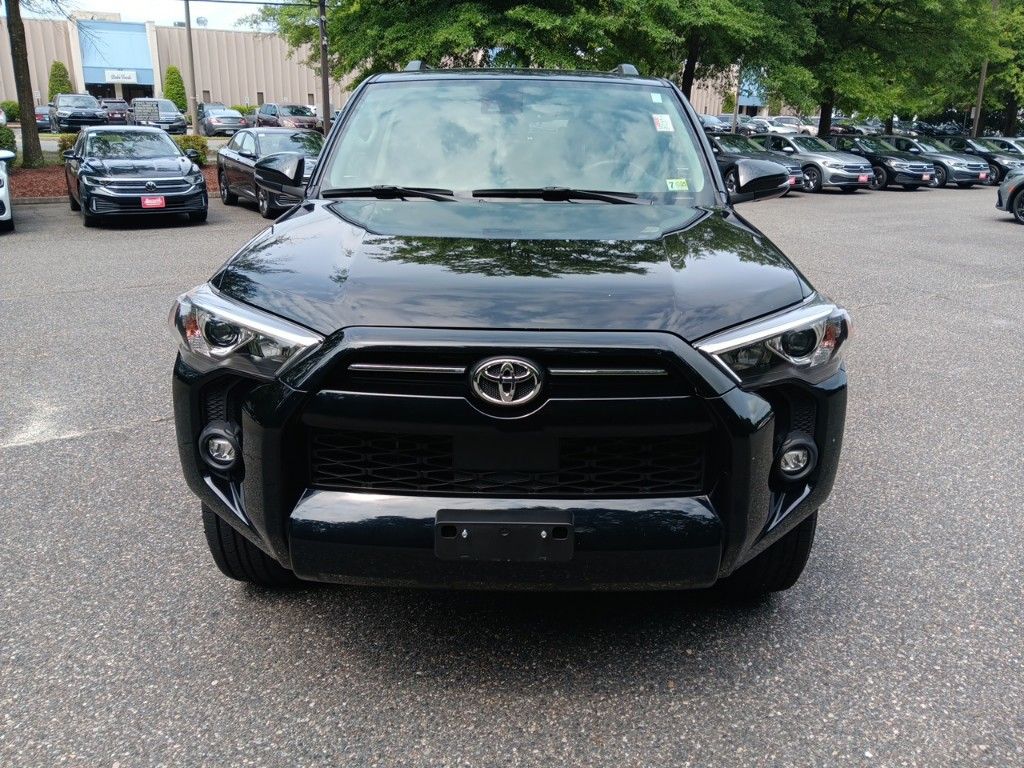 2023 Toyota 4Runner SR5 Premium 16