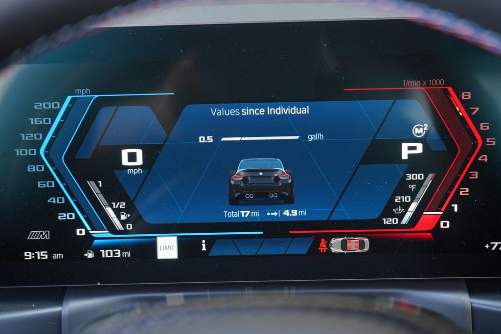 Thumbnail: 2025 BMW M2 - 17