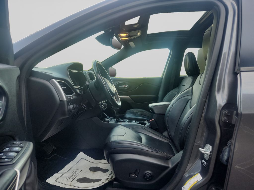 2021 Jeep Cherokee Latitude Lux Gray at Subaru and VW of Moon Township
