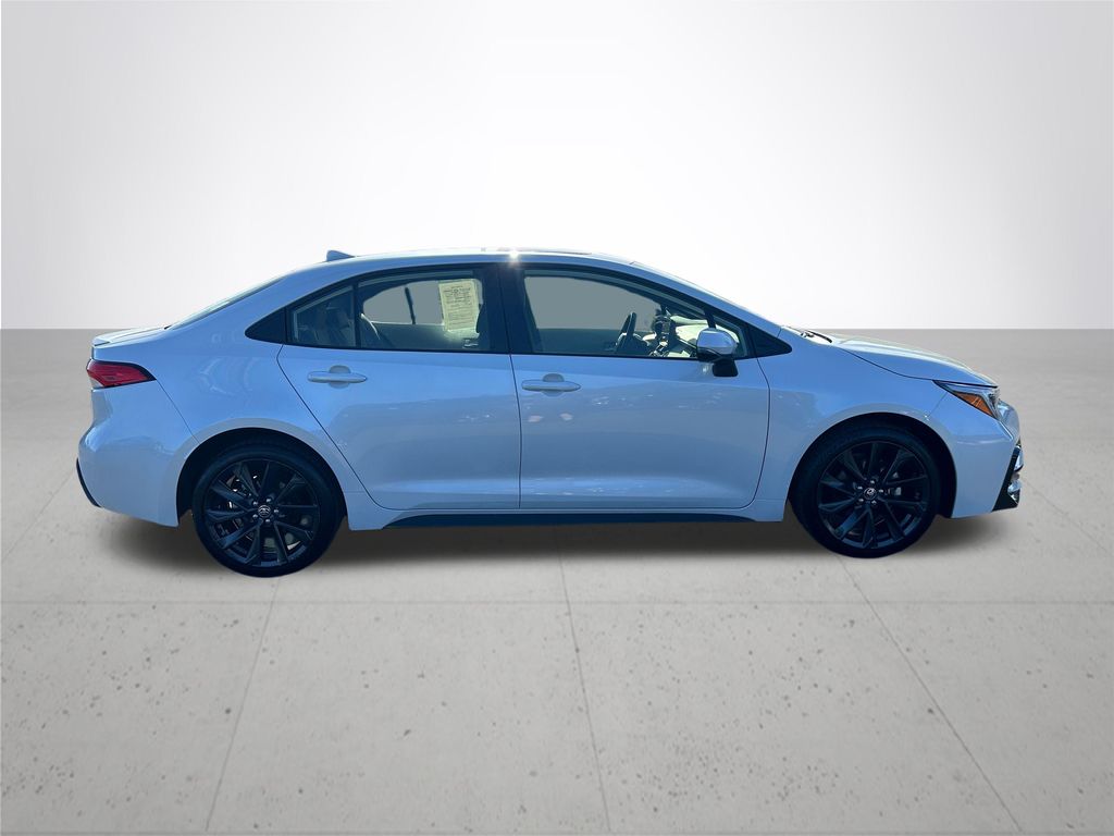 2024 Toyota Corolla Hybrid SE
