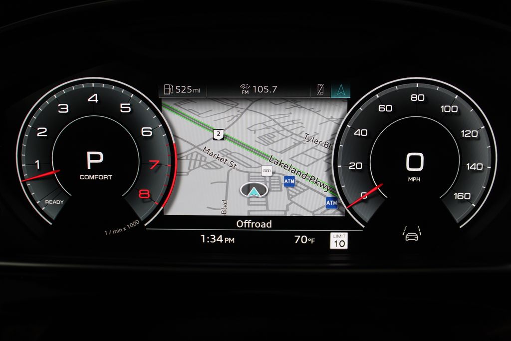Thumbnail: 2023 Audi A8 - 32