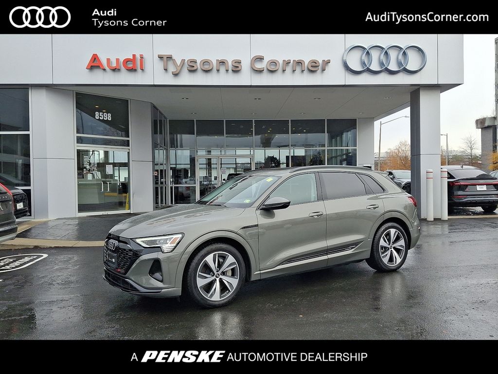 2024 Audi Q8 e-tron Premium -
                Vienna, VA