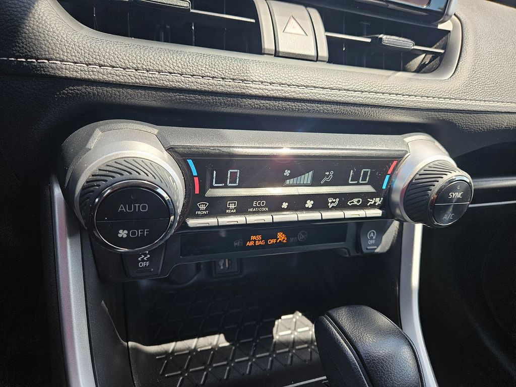 Thumbnail: 2023 Toyota RAV4 - 26