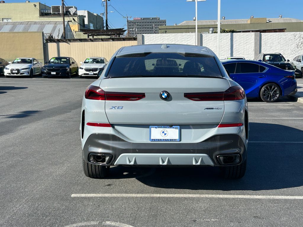 Thumbnail: 2026 BMW X6 - 4