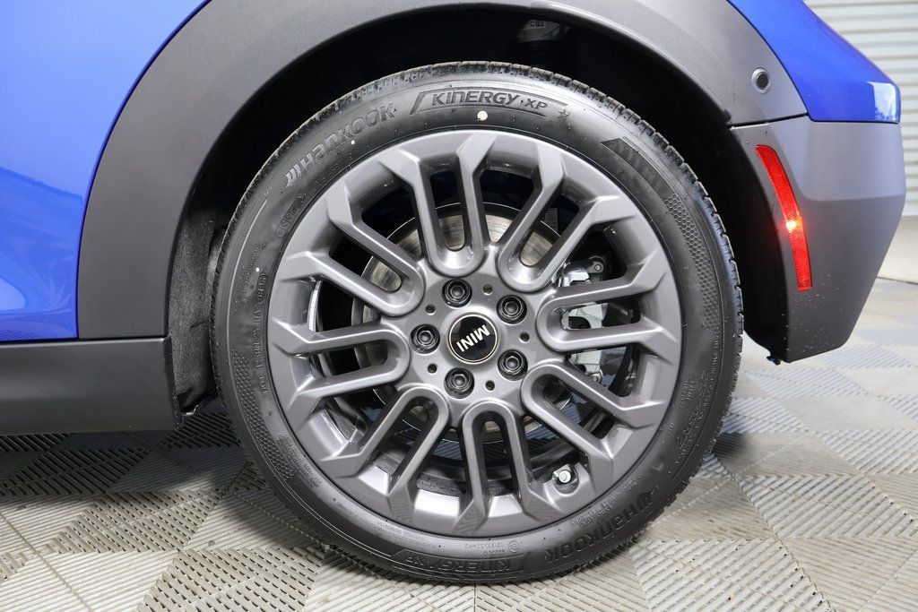 Thumbnail: 2026 MINI Cooper - 10